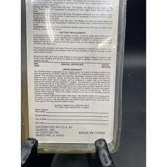 Catwoman Digital Watch Glow In the Dark Sealed Package Quintel 1991 DC Comics - Picture 9 of 13